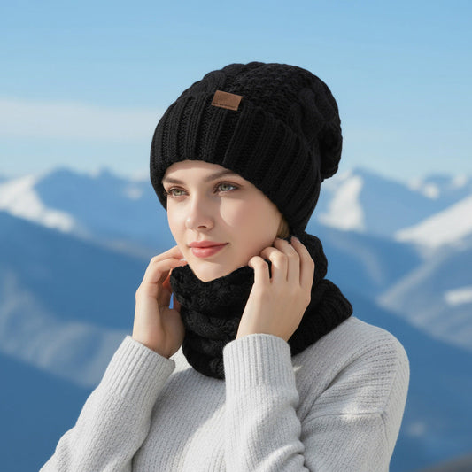 🧢Zimní dámská teplá pletená čepice s klapkou na uši a vlnou🧣