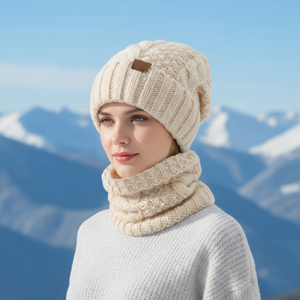 🧢Zimní dámská teplá pletená čepice s klapkou na uši a vlnou🧣