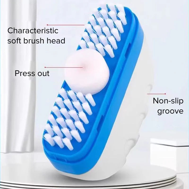 Čistiaci prostriedok na páperové bundy s kefou