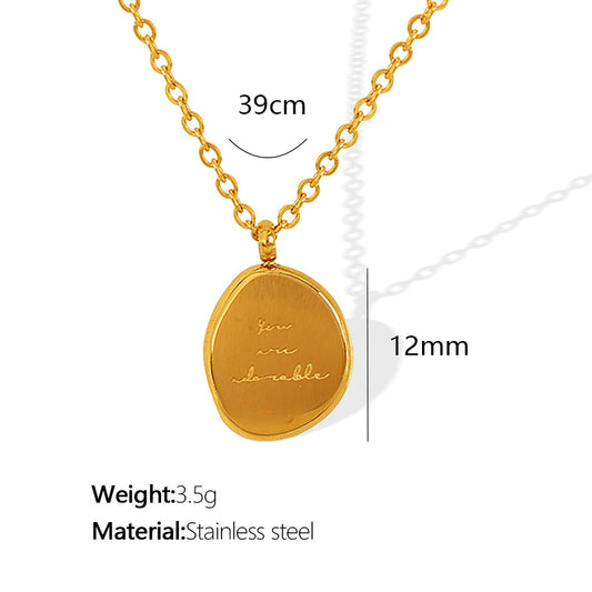 Unisex náhrdelník s príveskom v tvare nepravidelného oválneho tvaru