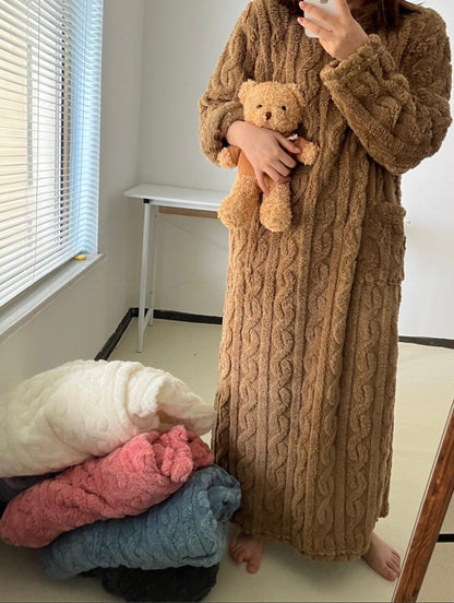 Jesenné a zimné domáce oblečenie z koralového flísu Dotyk oblaku, mäkká a teplá neha“