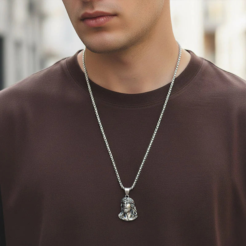 Náhrdelník s príveskom a obrázkom Ježiša