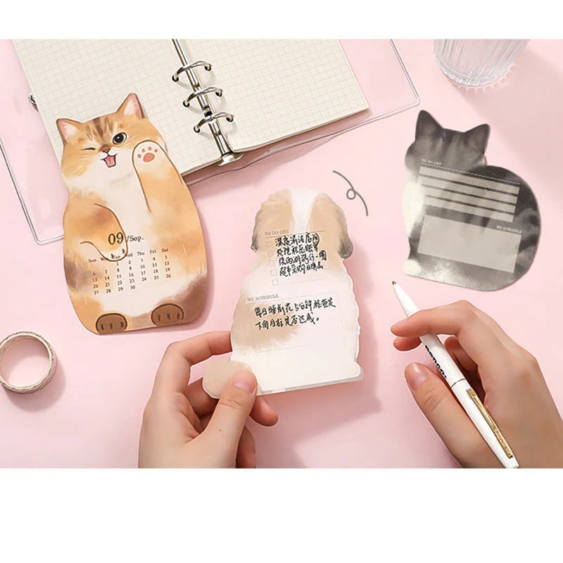 3D stolní kalendář na rok 2026 s kočkami a psy