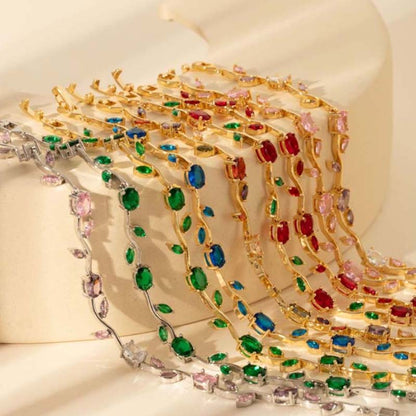 Jedinečný náramok s príveskom pre ženy