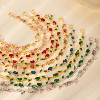 Jedinečný náramok s príveskom pre ženy