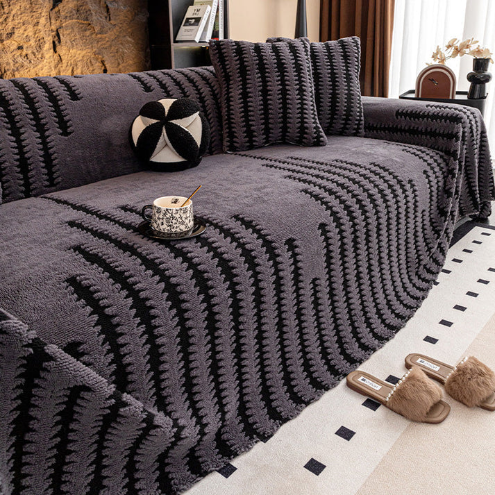 🛋️ Mäkký plyšový poťah na pohovku – protišmykový, prateľný, pre všetky ročné obdobia